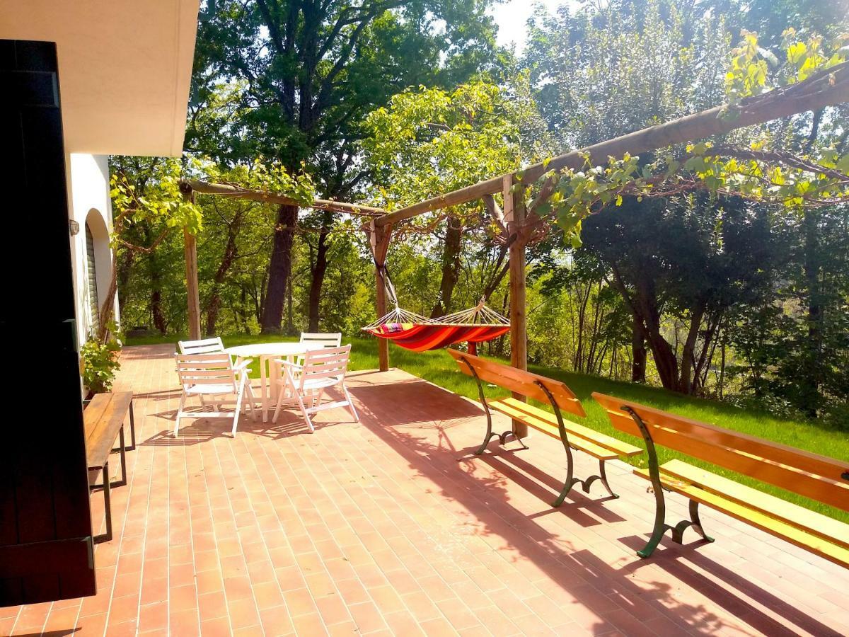 ברה America Nei Boschi B&B מראה חיצוני תמונה